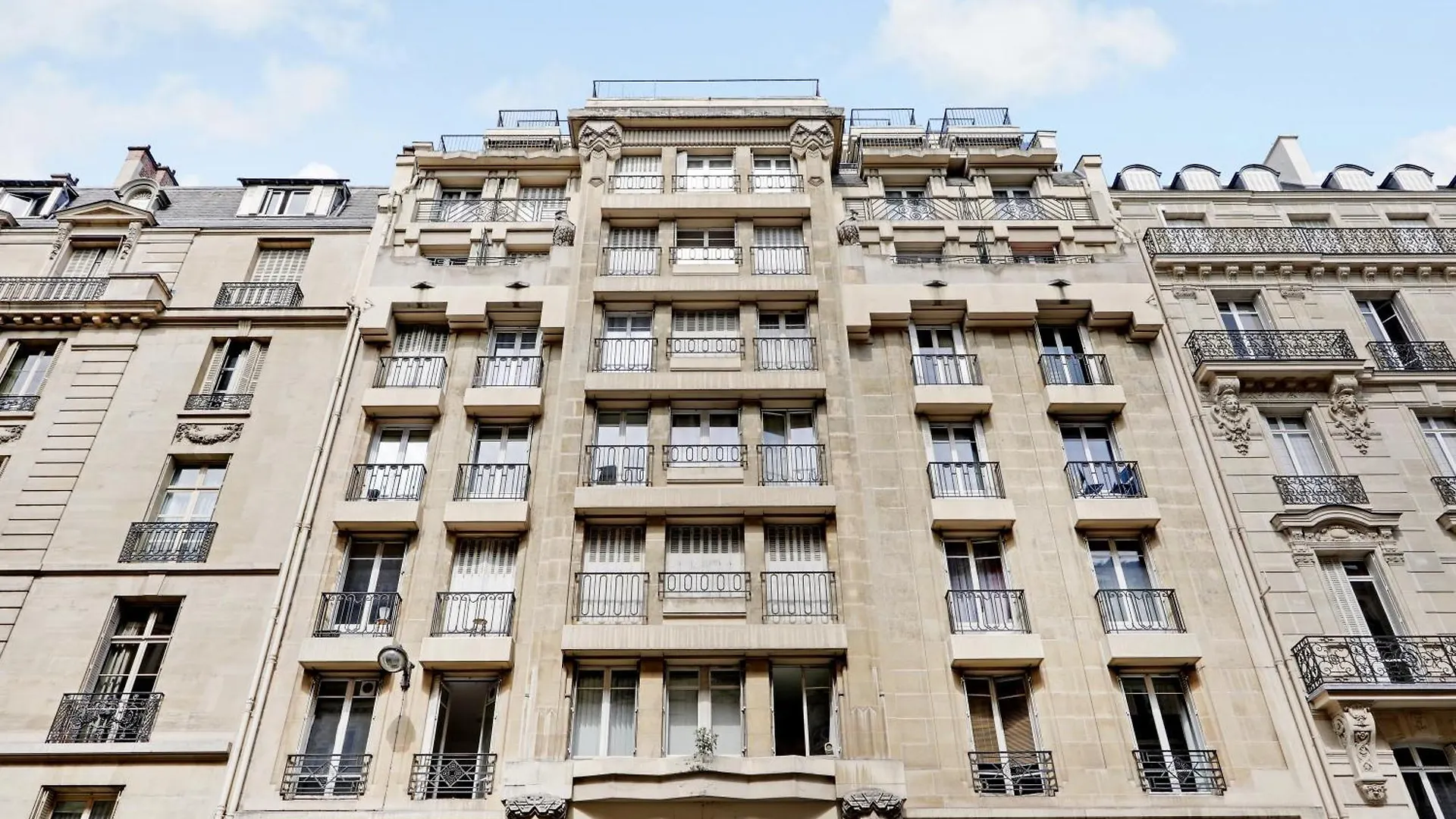Pick A Flat'S Apartment In Triangle D'Or - Pierre 1Er De Serbie パリ